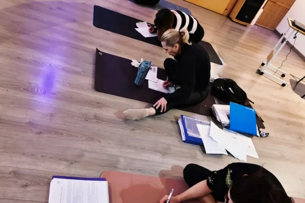corso-formazione-istruttori-yoga-umbria.webp